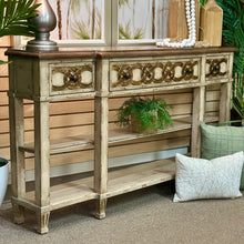 Load image into Gallery viewer, Hooker 'Legends' Console
