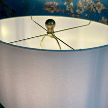 Load image into Gallery viewer, Ivory Curve Lamp
