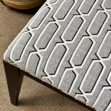 Load image into Gallery viewer, 5PC Ethan Allen Dining Set
