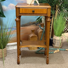 Load image into Gallery viewer, Traditional Wood Side Table
