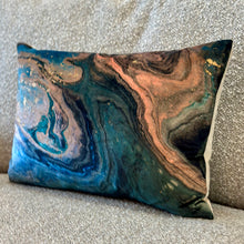 Load image into Gallery viewer, Cloud 9 Design Down Lumbar
