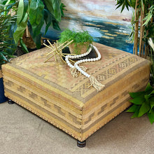 Load image into Gallery viewer, Neutral Kilim Print Ottoman
