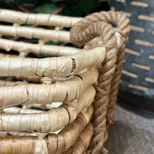 Load image into Gallery viewer, Sm Seagrass Basket
