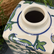 Load image into Gallery viewer, Green Vine Jar
