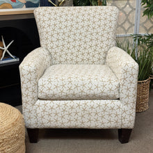Load image into Gallery viewer, Ivory Starfish Chair
