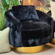 Load image into Gallery viewer, Bernhardt &#39;Camino&#39; Swivel Chair
