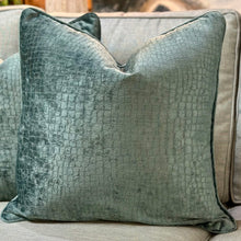 Load image into Gallery viewer, Ethan Allen Down Teal Pillow

