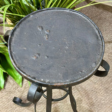 Load image into Gallery viewer, LG Blk Iron Side Table
