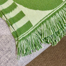 Load image into Gallery viewer, Green Motif Woven Throw

