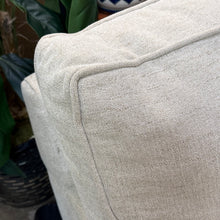 Load image into Gallery viewer, Havertys Loveseat
