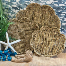 Load image into Gallery viewer, Med Woven Flower Tray
