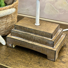 Load image into Gallery viewer, Sand Dollar Lamp
