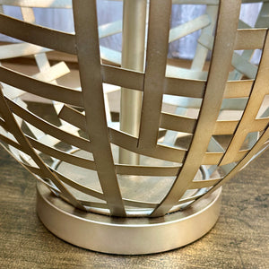 Bronze Lattice Lamp