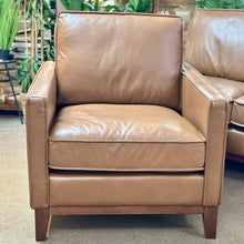 Load image into Gallery viewer, Leather Italia 'Weston' Chair &amp; Ottoman
