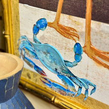 Load image into Gallery viewer, Gold Foil Bird Art in Bamboo Frame I
