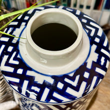Load image into Gallery viewer, SM Blue Jar W/Lid
