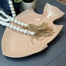 Load image into Gallery viewer, Pink Fish Platter
