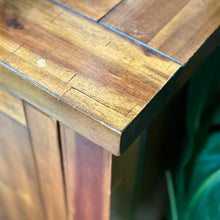 Load image into Gallery viewer, &#39;Krinden&#39; Dining Room Server
