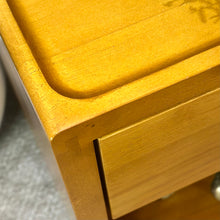 Load image into Gallery viewer, Thuma Nightstand
