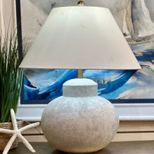 Load image into Gallery viewer, Round Etched Plaster Lamp
